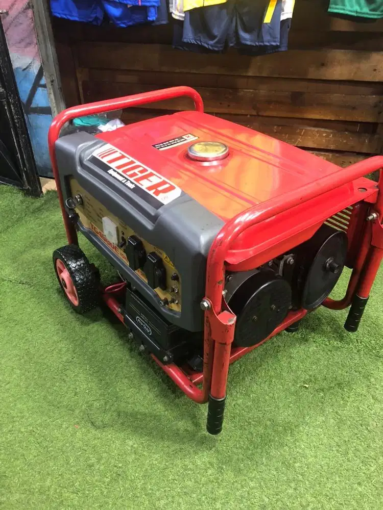 Jual sayang jenset genset bensin masih bagus