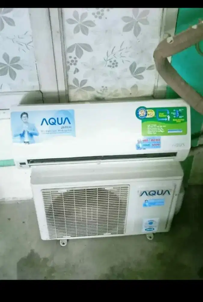 Di jual AC split merek Aqua 1/2 pk plus pasang