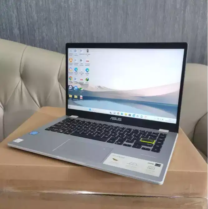 ASUS VivoBook E410MA — Ringan, Stylish, Siap Kerja!