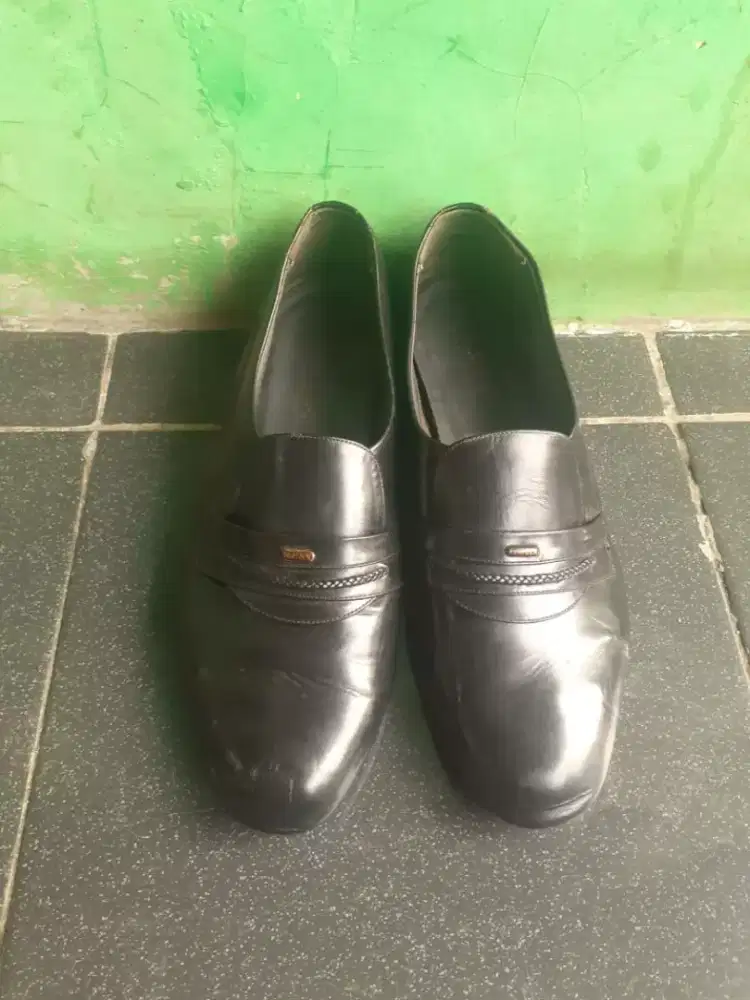 Sepatu Pantofel Lencer Formal