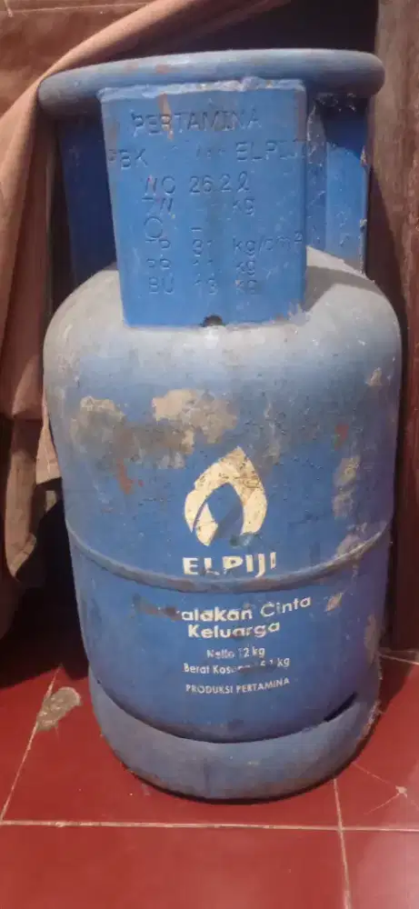 Tabung gas biru 12 kg