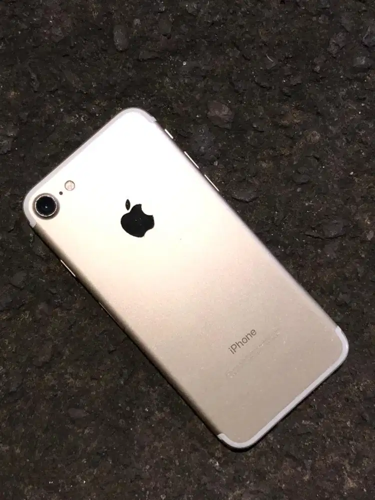 iPhone 7 32gb all operator