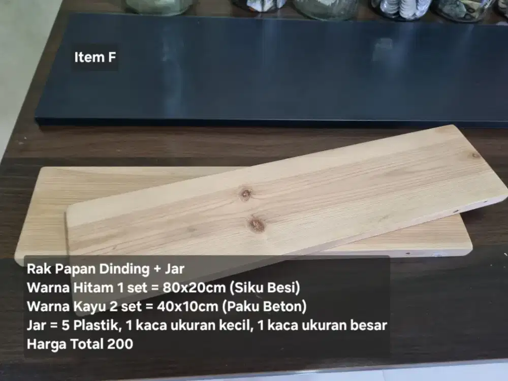 Rak papan dinding