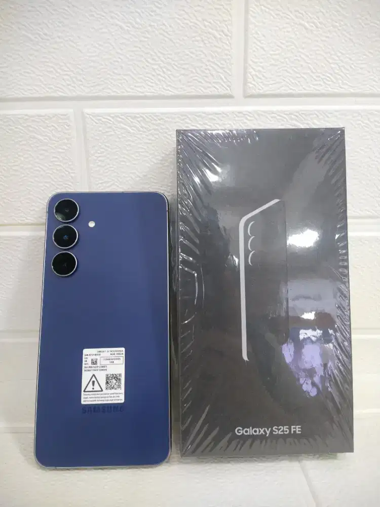 Samsung s25 fe 8/256 open box grs 10/2026 syper like new