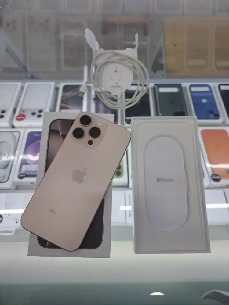 Second IPhone 16 Pro Max 256GB Desert IBOX ON Mulus Like New Ori