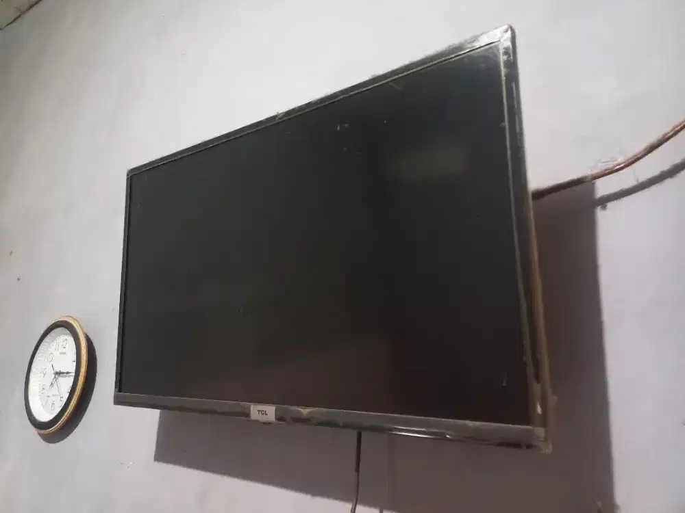 Dijual TV TCL 32 LCD MATI