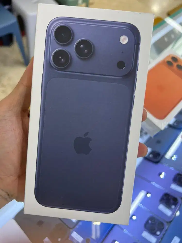 Iphone 17 promax 1 tb garansi bli bli baru dan segel