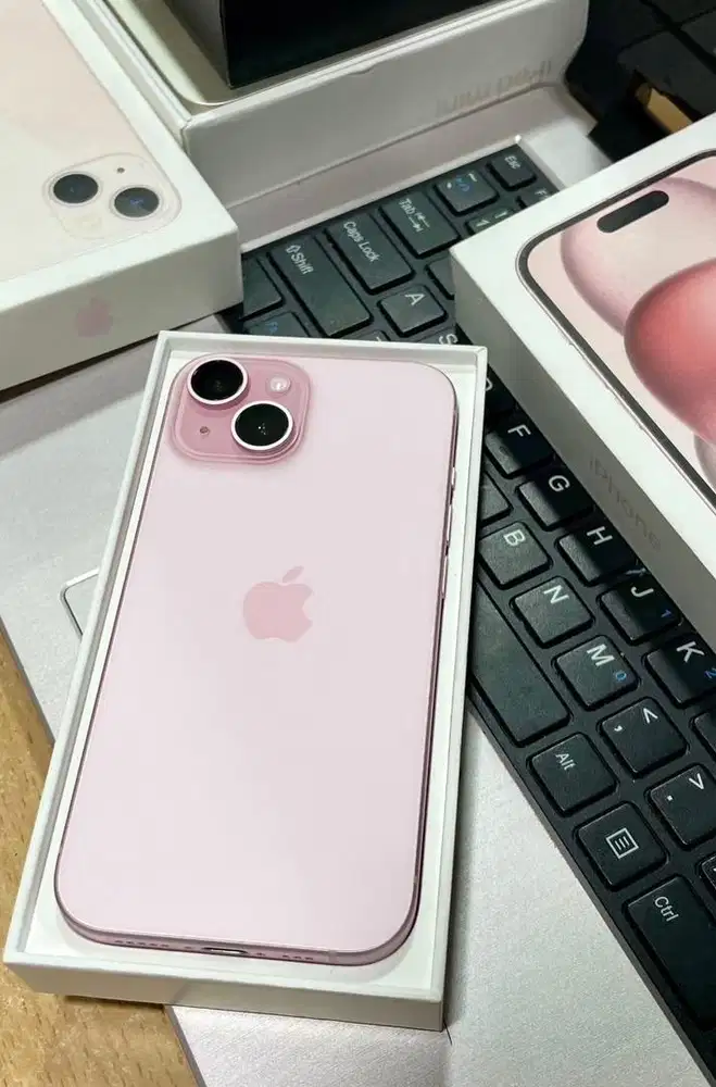 iPhone 15 128 gb iBox bh 100% baru 5 hari pakai siklus 1 garansi aktif