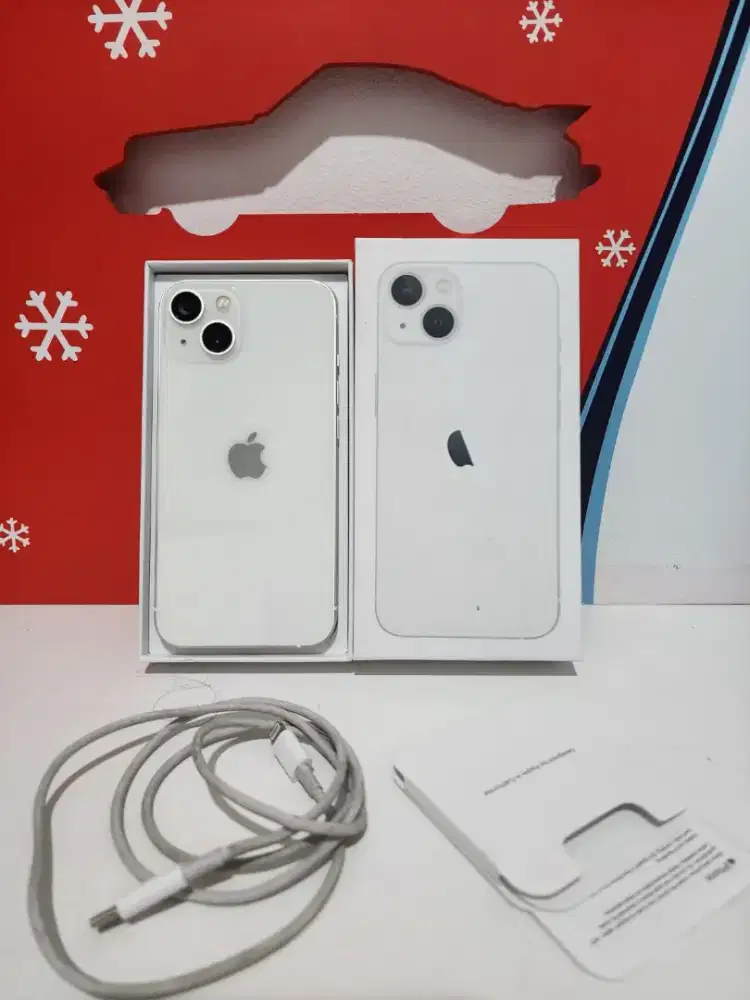 iPhone 13 Starlight 128GB dan 256GB