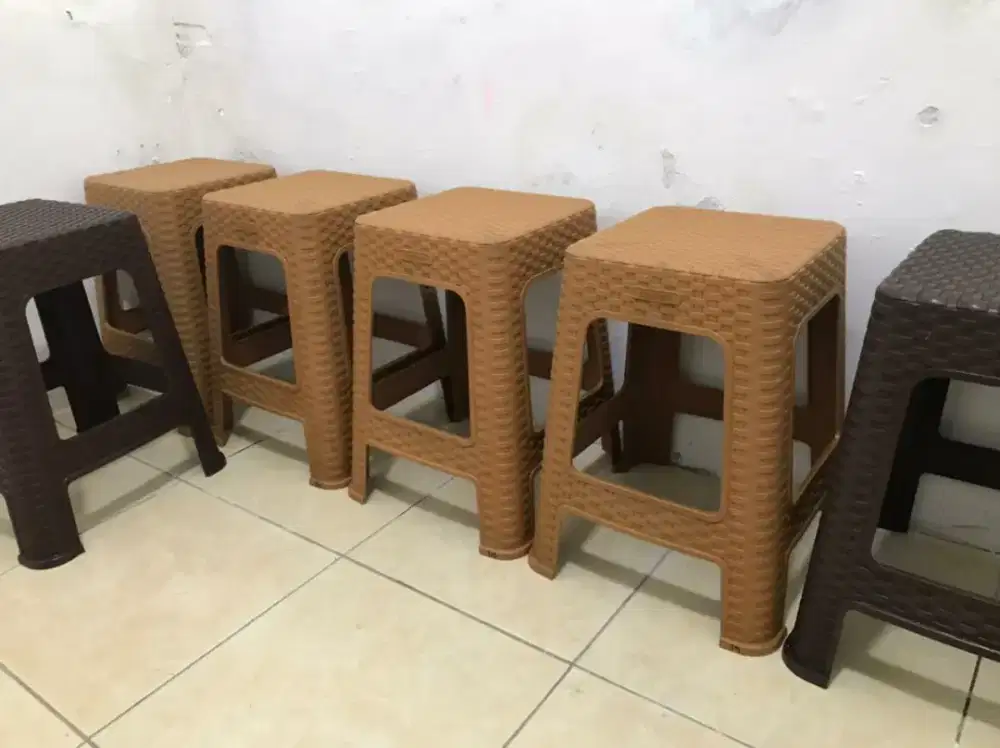 6 pcs Kursi plastik kursi baso motif anyaman