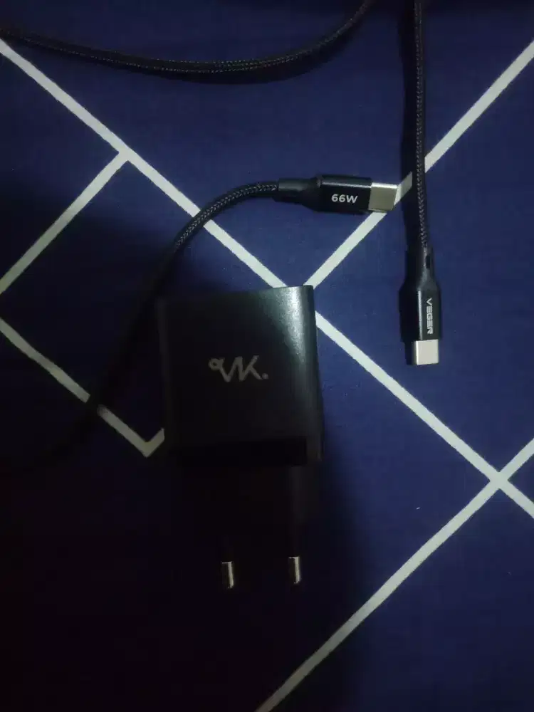 Adaptor Merek VK 25watt + Kabel Veger