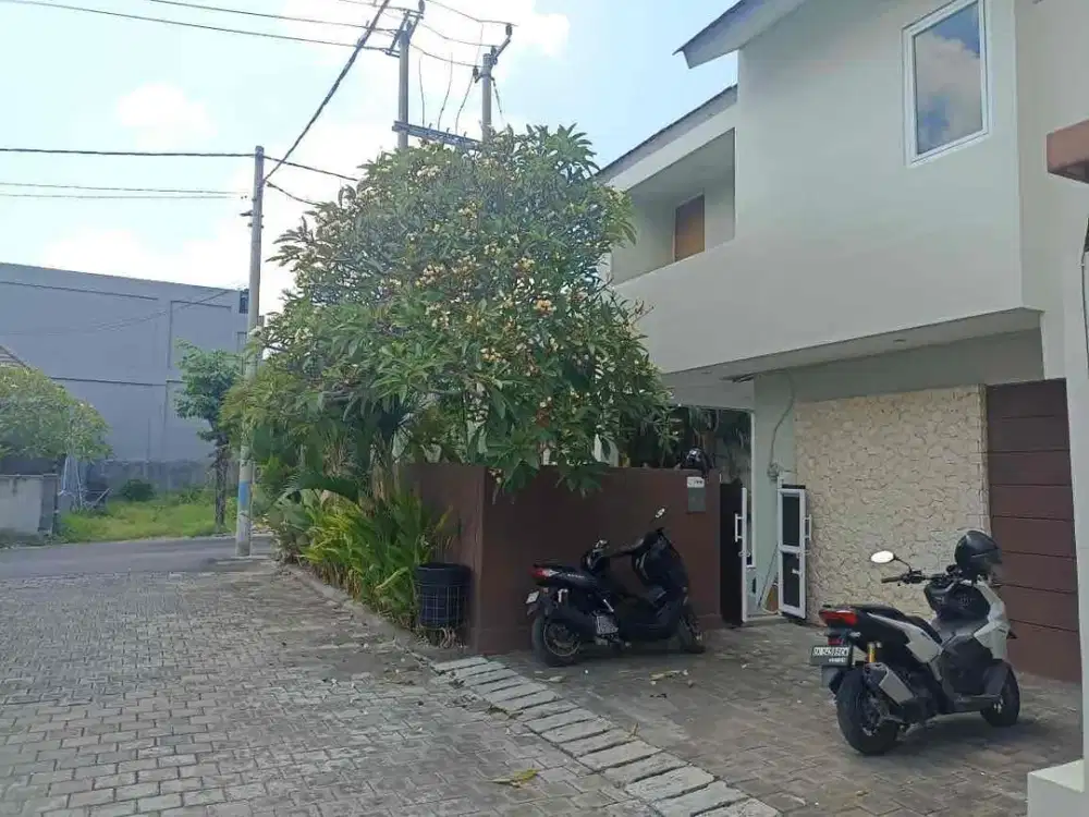 Dijual rumah Modern
Lokasi Strategis
One gate sistem
Jimbaran Bali
.