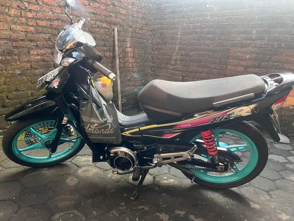 Yahama FIZR 1997