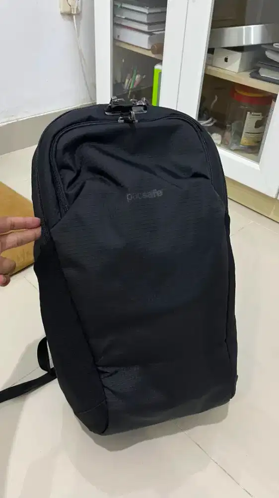 Tas ransel pacsafe vibe 20L original