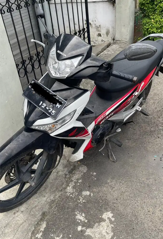Motor Supra X 125