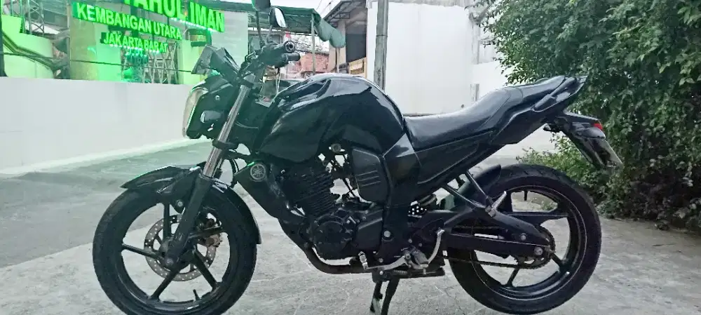 YAMAHA BYSON 150CC TH 2014 HITAM MANIS