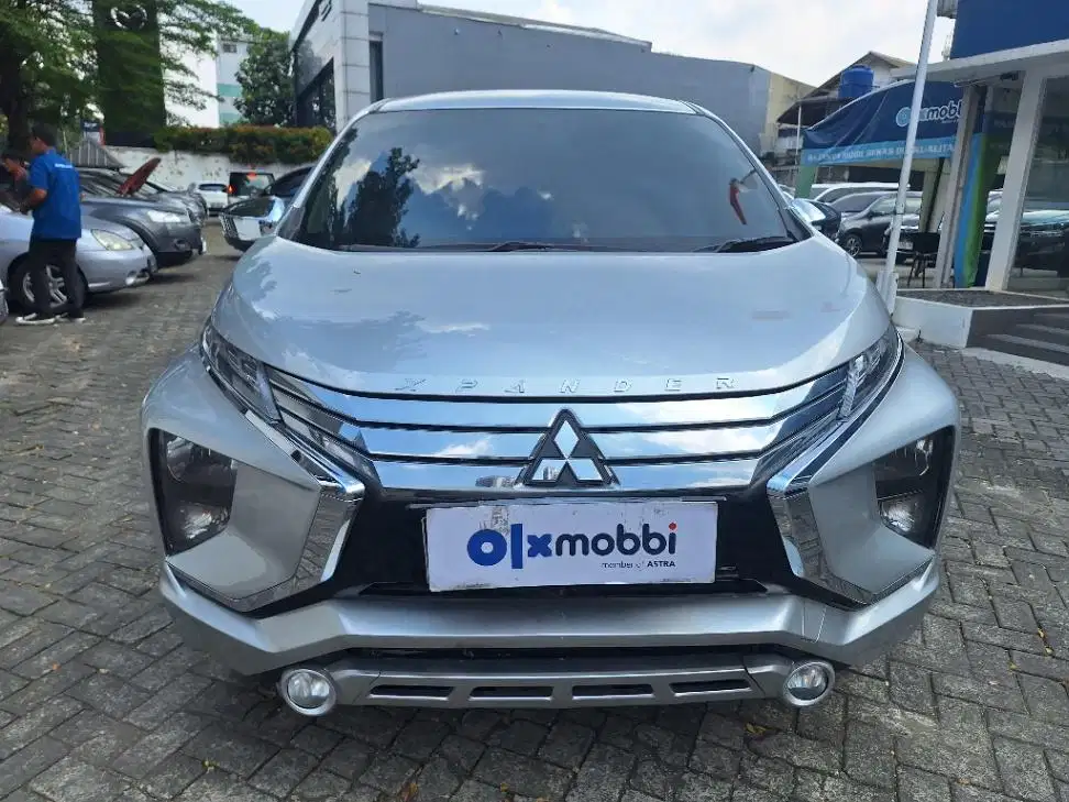 LOW DP Mitsubishi Xpander 1.5 Ultimate Bensin-AT 2018 ZKJ