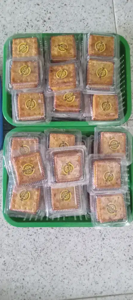 Sales  roti  cikarang