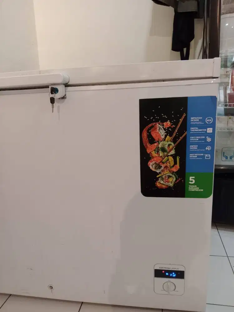 RSA CF 310 CHEST FREEZER BOX 300 L LEMARI PEMBEKU 300 LITER BY GEA