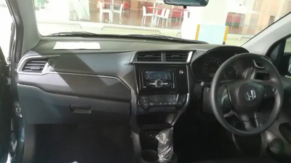 Mobil disewakan mingguan bulanan