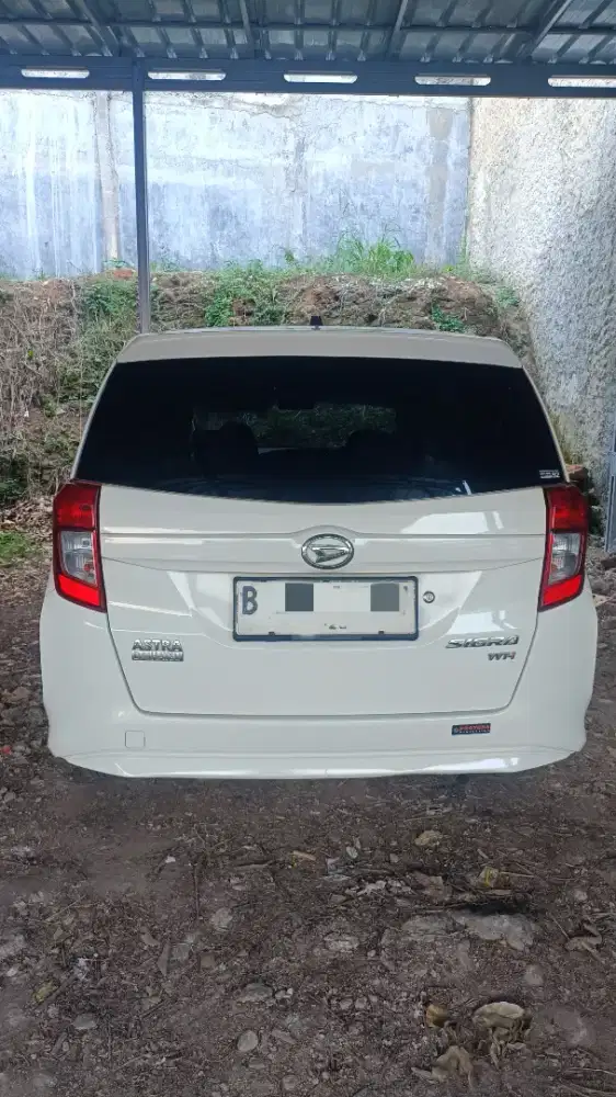 Daihatsu Sigra D 2023
