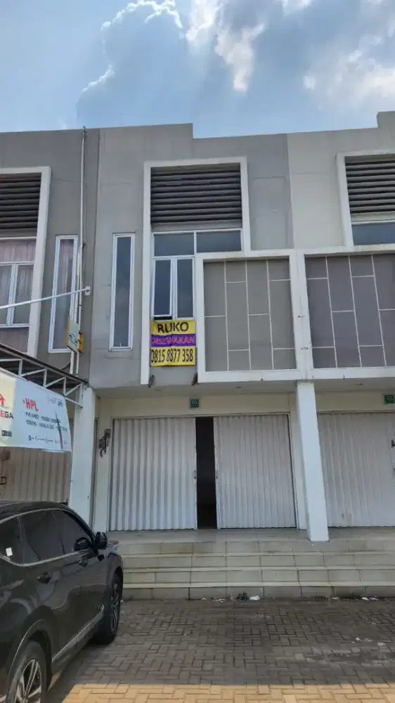 ruko di jual di jalan utama