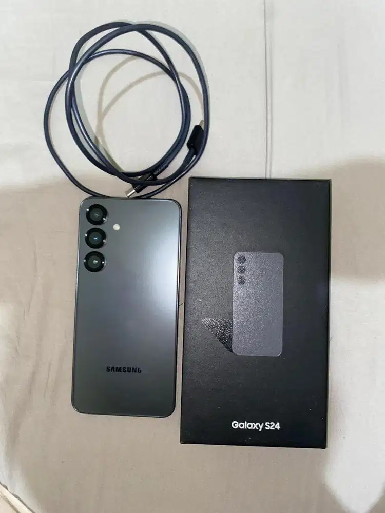 Samsung s24 8/256