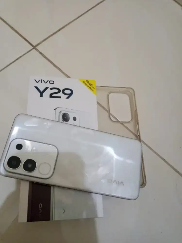 VIVO Y29 4G penyimpanan 128