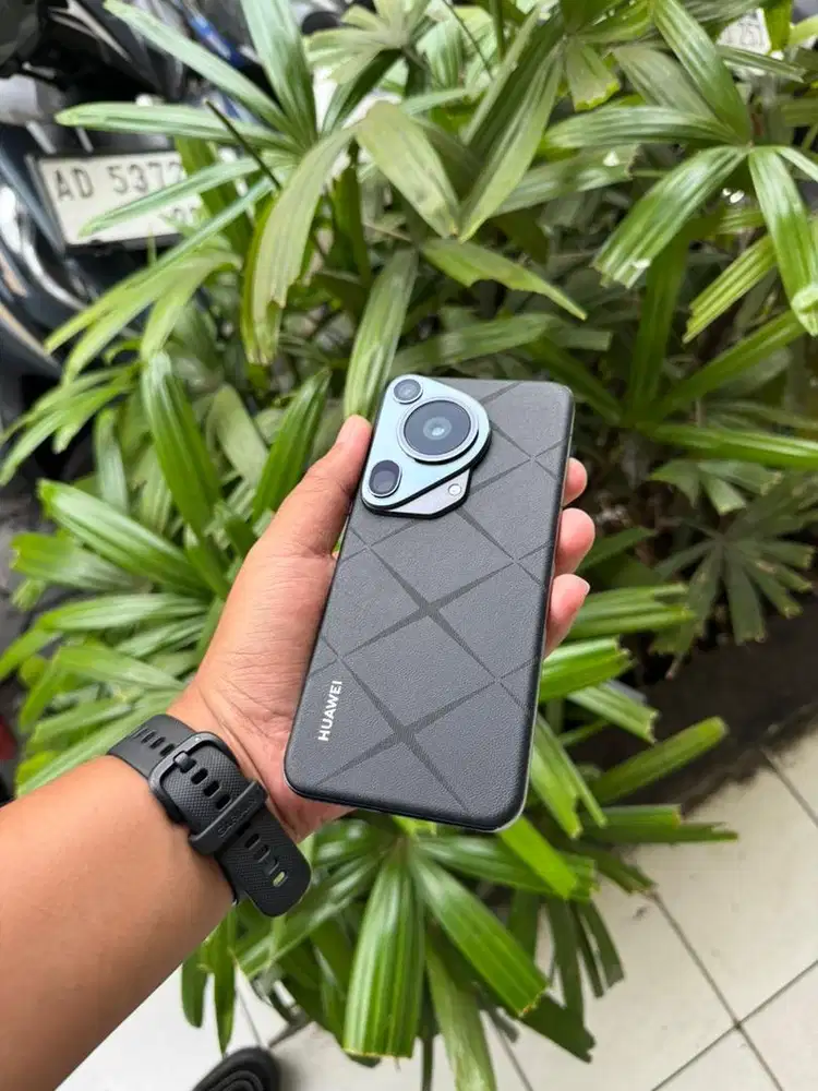 Huawei pura 70 ultra 16/512 garansi resmi