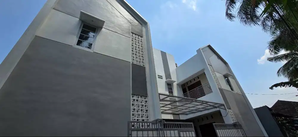 Kost putra Eksekutif aman nyaman - Slamet Riyadi Solo (Sunday CFD)