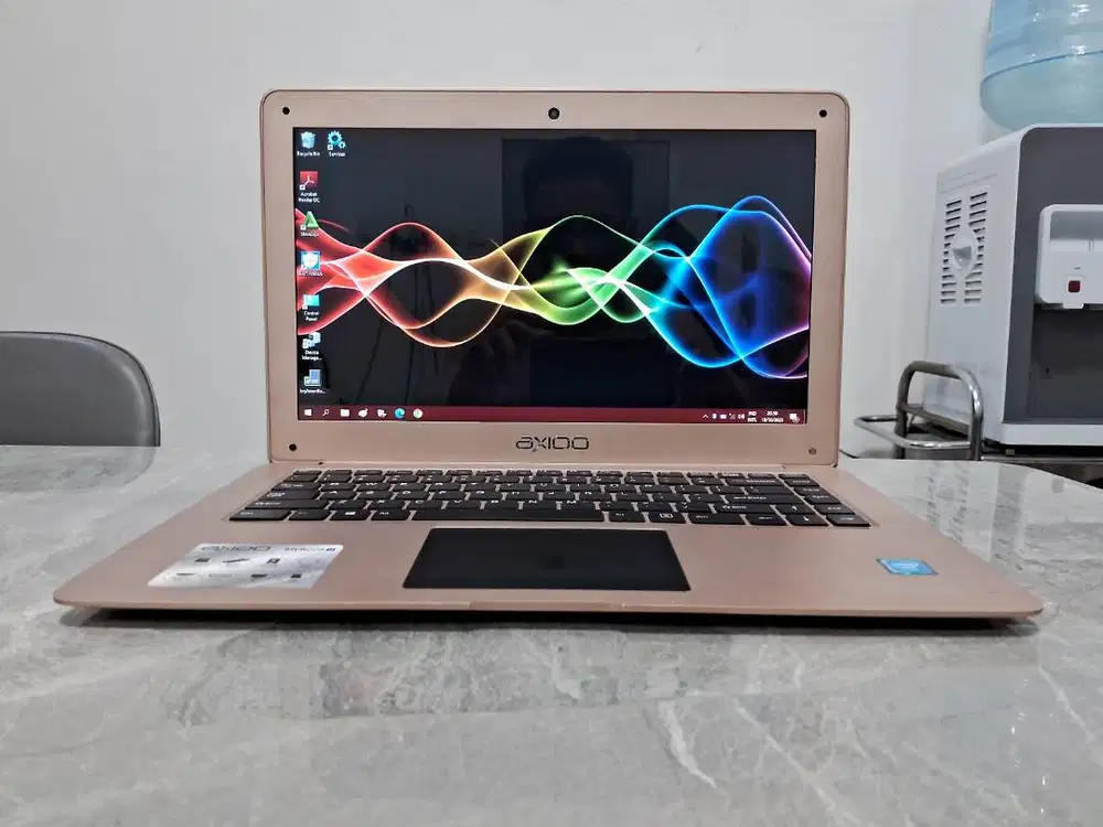Laptop BerGARANSI AXIOO 14 N3350 SSD +HD MULUS MyBook SLIM Ringan
