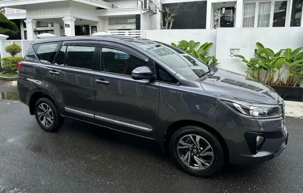 Innova Reborn 2.4 G Luxury Matic diesel 2021