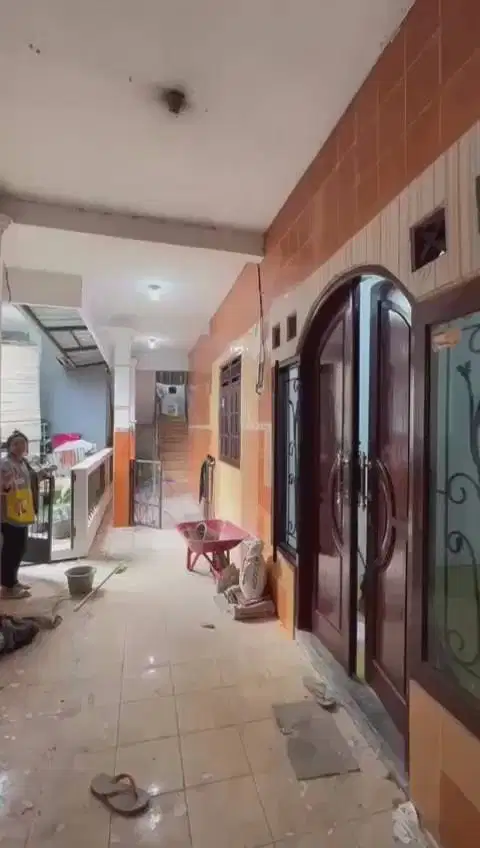 Butuh Uang, Dijual Cepat