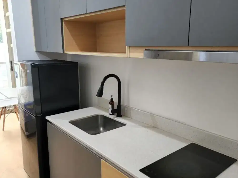 Taman Anggrek Residence, Studio lt 11