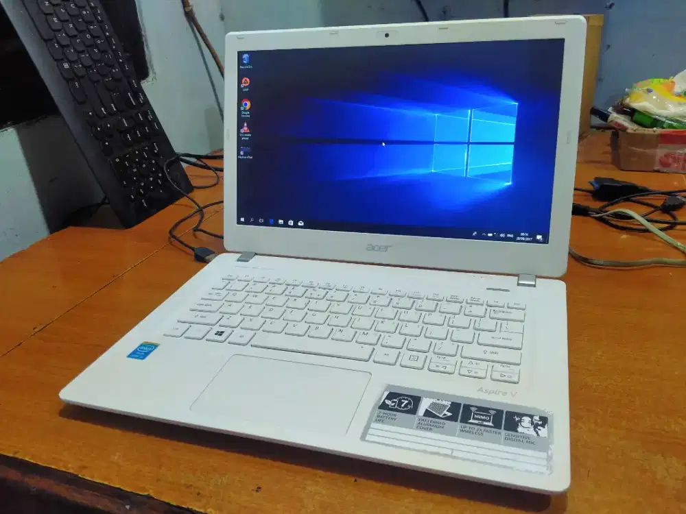 Acer V3 No Lemot super Slim tipis