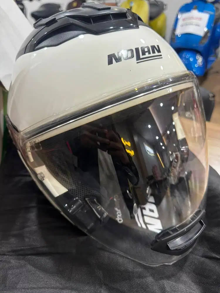helm nolan n702GT