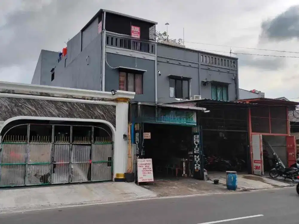 Disewakan Ruko 3 Lantai Siap Pakai  Super Strategis di Pinggir Jalan Raya Besar di Cengkareng Barat Jakarta Barat