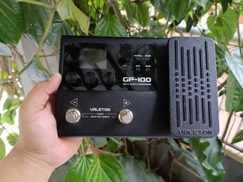 Valeton gp100 Multi-Effect Guitar