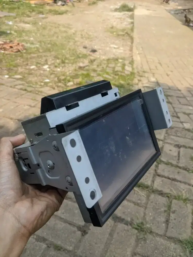 AVT CNE 6923 A monitor MID original copotan pajero dakar 2012