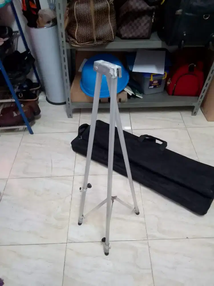 Jual cepat white board,bisa nego sampe deal harganya