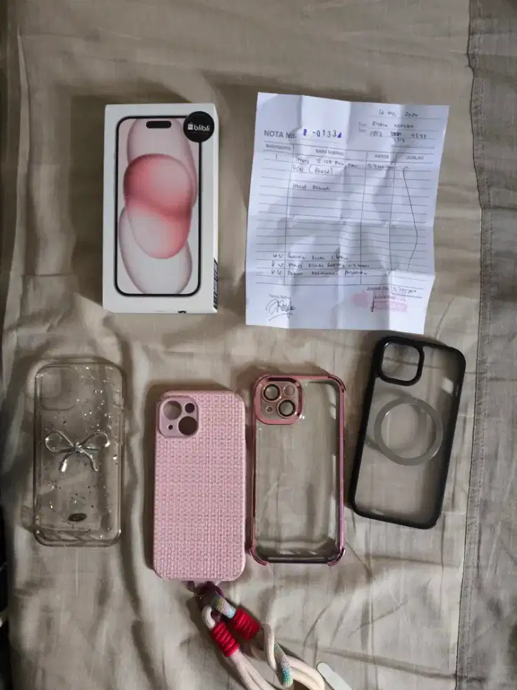 Iphone 15 128gb garansi resmi blibli
