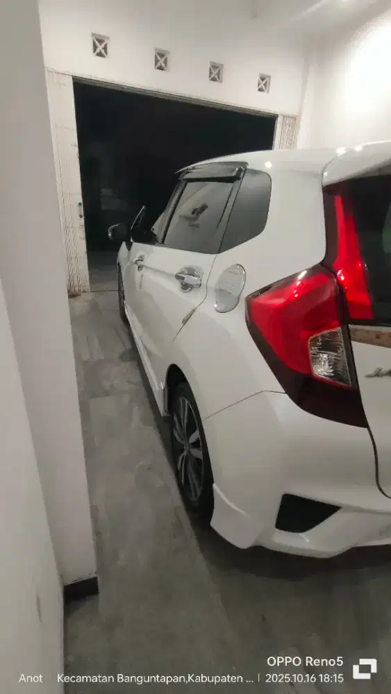 Honda Jazz Putih Mutiara Manual
