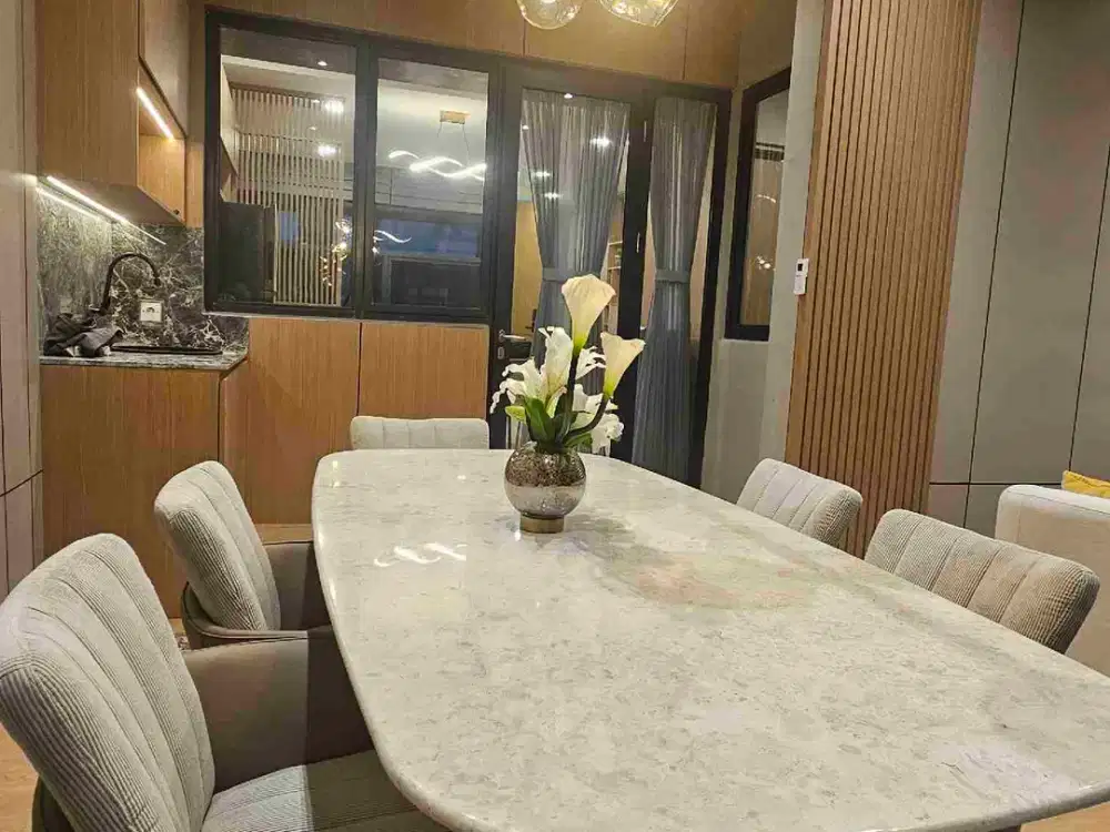Rumah Baru Full furnished Lokasi Strategis Di Cluster Svadhi Tanakayu BSD City