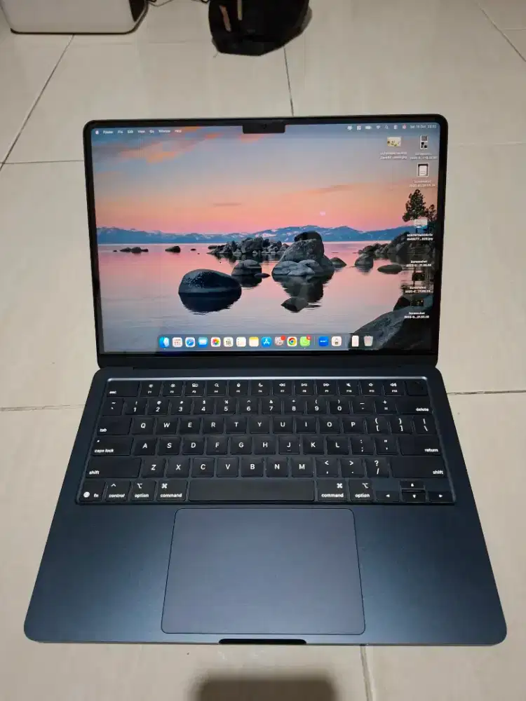 MacBook Air M4 16/256 Midnight Black Resmi ID/A Garansi September 2026