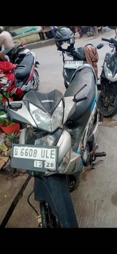 Di jual motor Honda Supra x 125