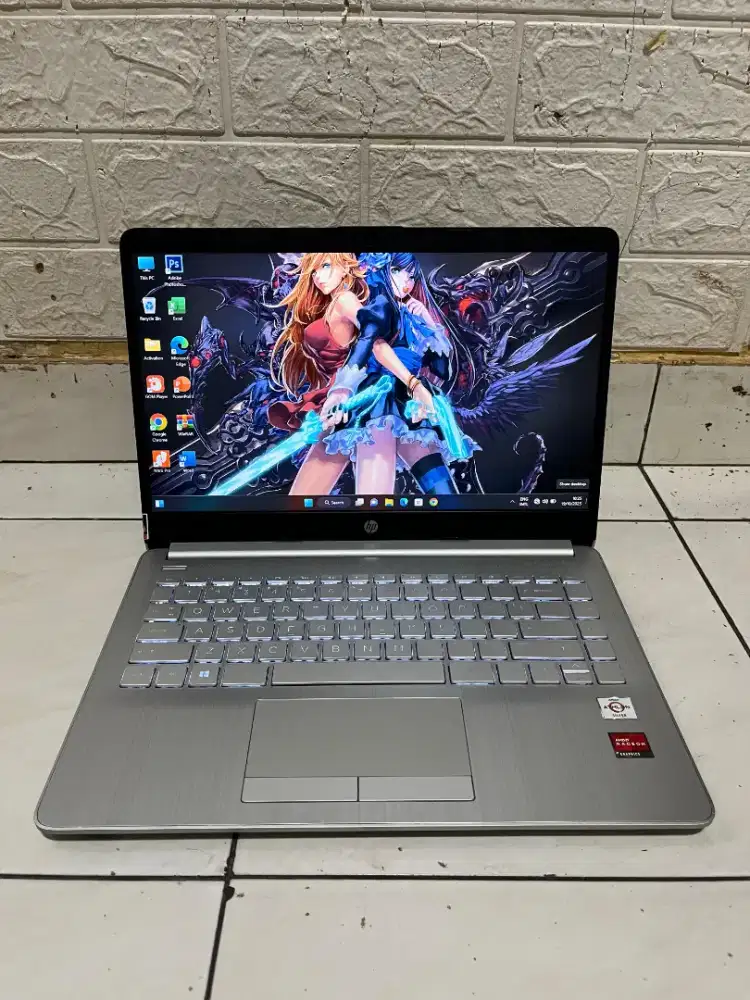 Dijual Hp 14s - Dk1xxx Amd Athlon Silver ( Ram 8 / ssd nvme 512 )