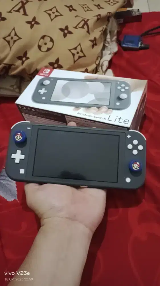 NINTENDO SWITCH LITE