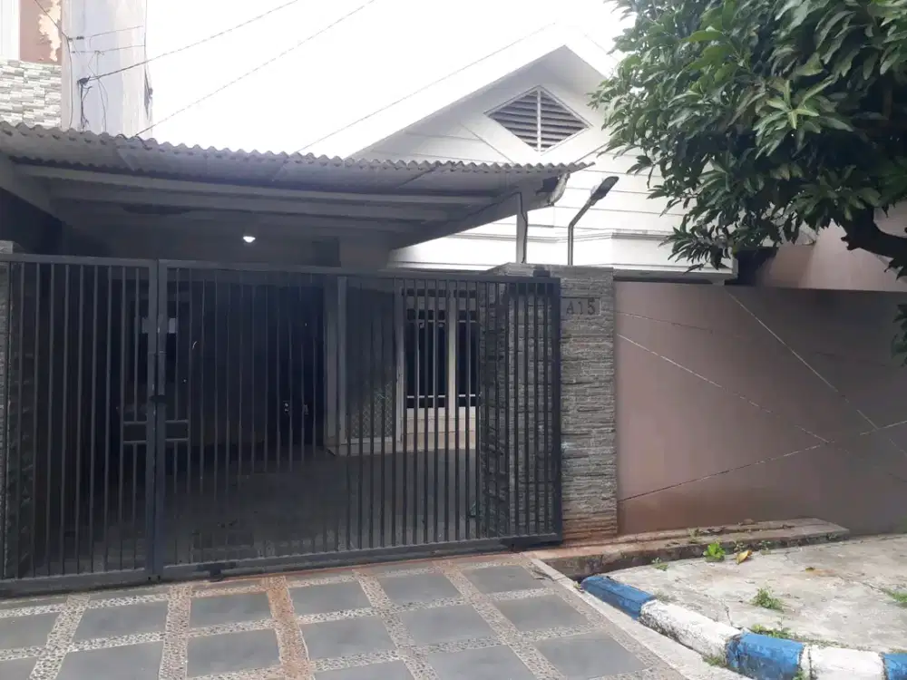 Disewakan Rumah Pondok Nirwana