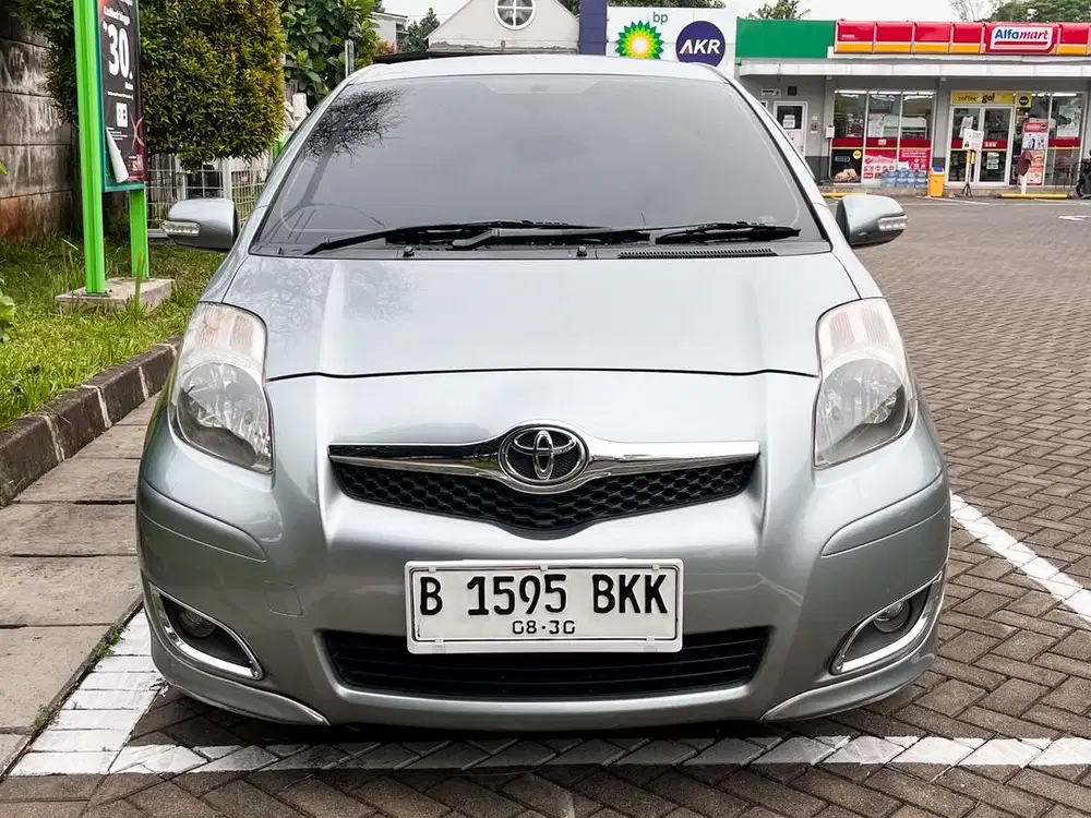 Toyota Yaris 2010 Low KM