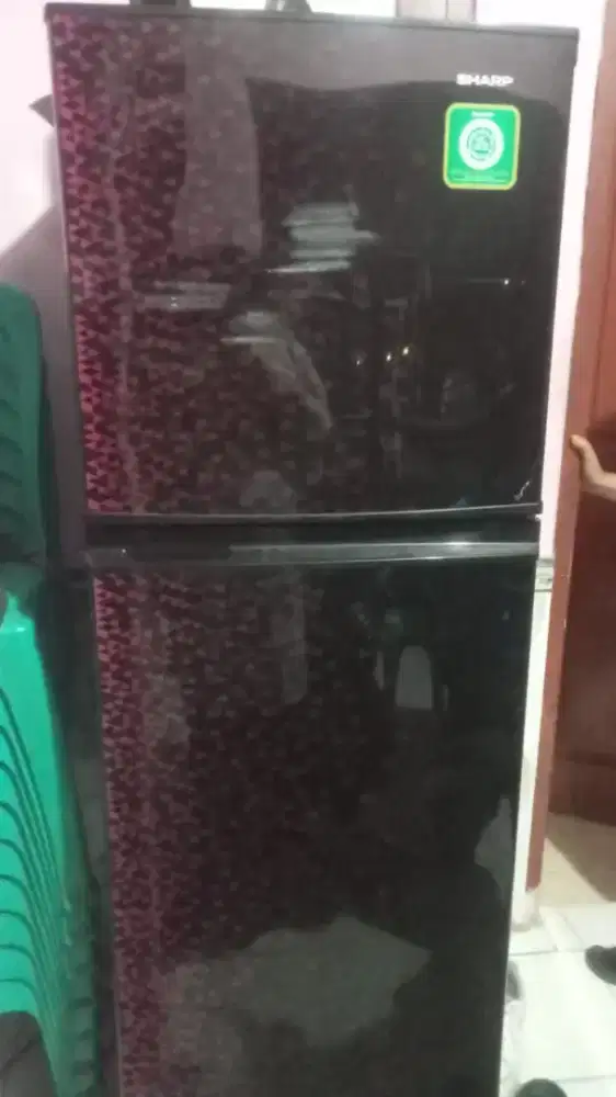 Di jual Kulkas Sharp SJ-236MG-GB 2 pintu 187 Liter